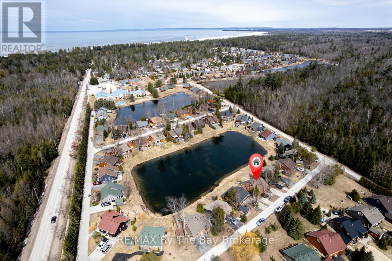 30 Cabin Crescent, Wasaga Beach, Ontario  L9Z 1X7 - Photo 33 - S12047295