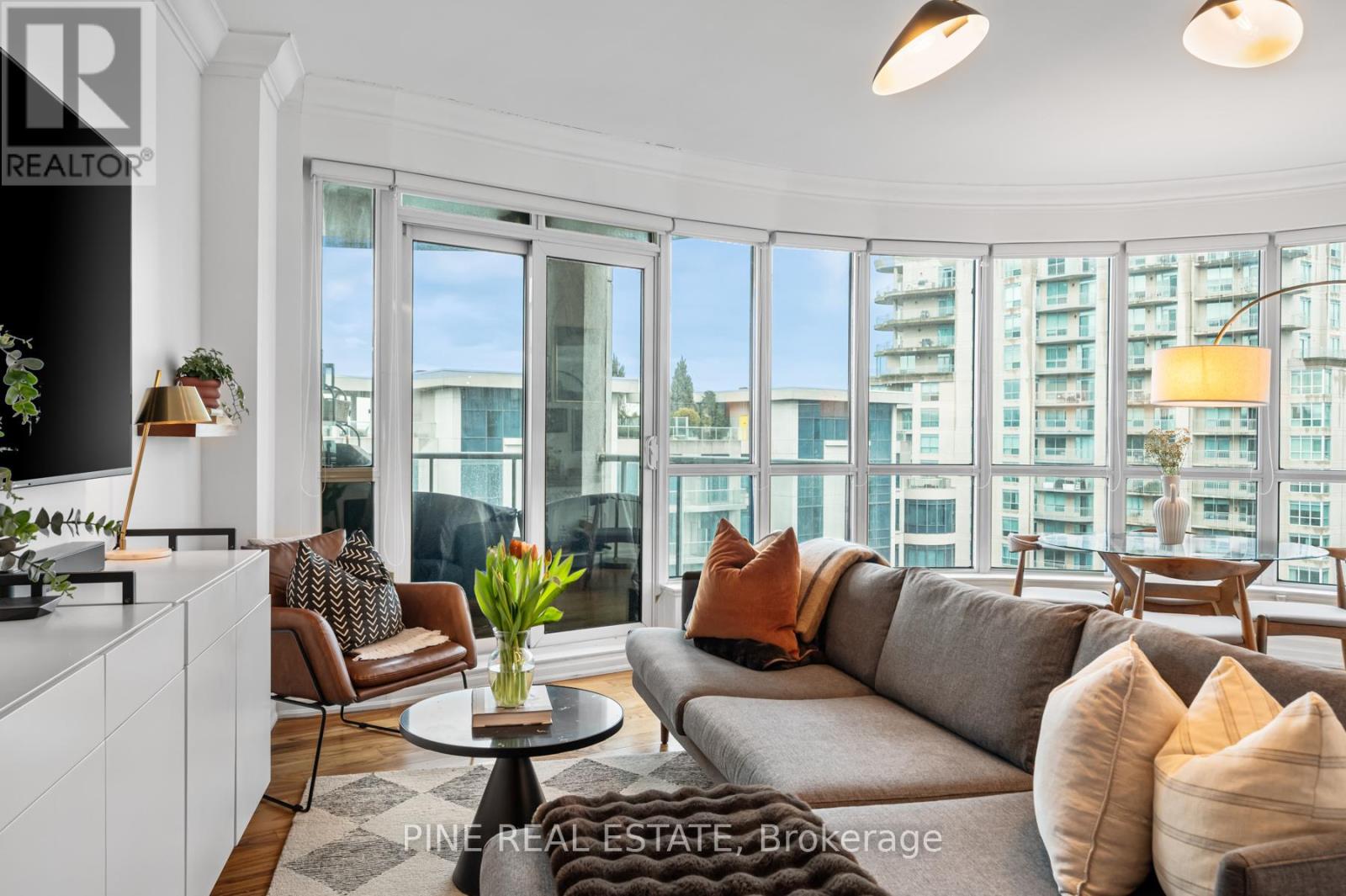 1112 - 2083 Lakeshore Boulevard W, Toronto, Ontario  M8V 4G2 - Photo 8 - W12027472