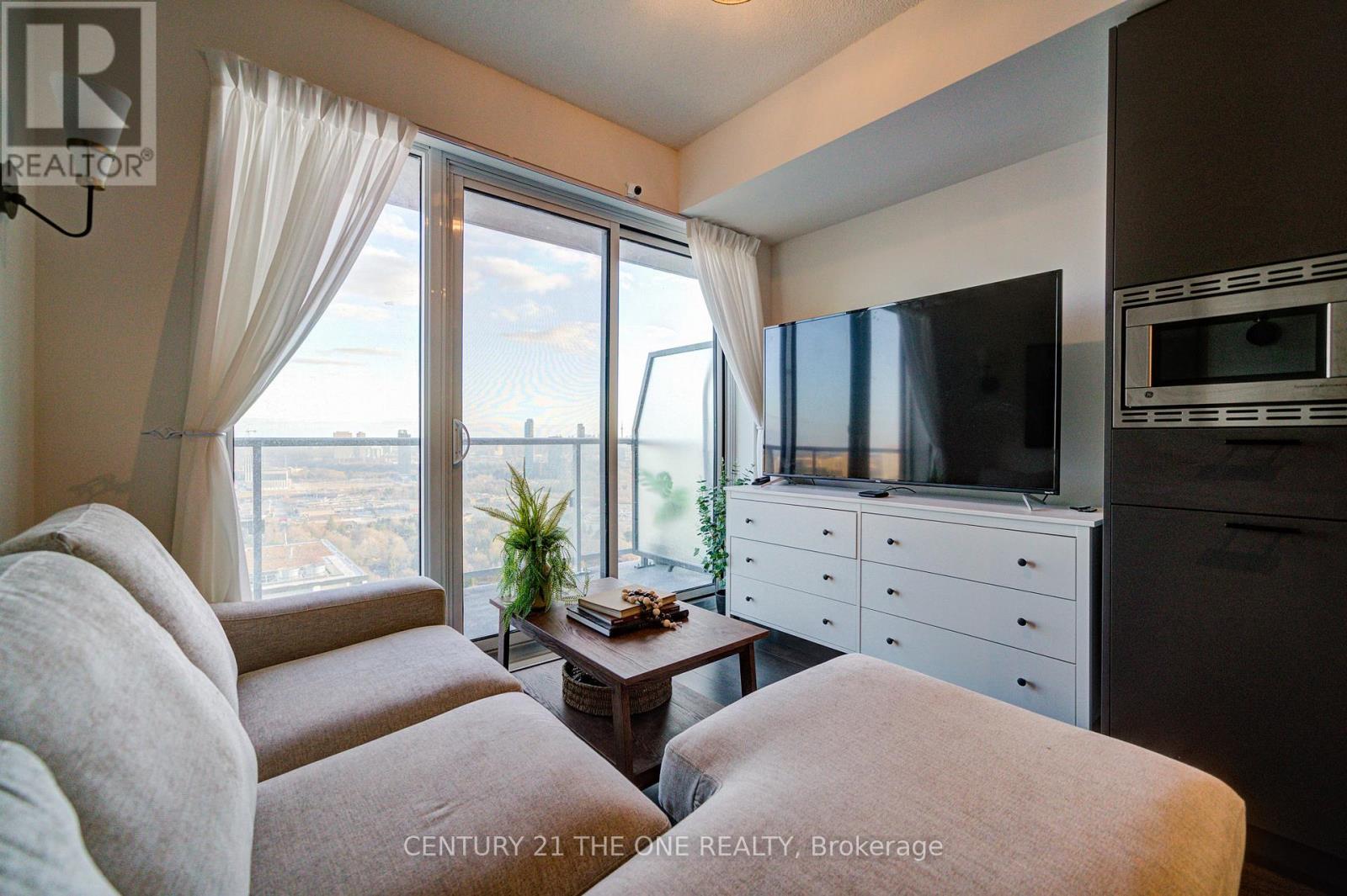 2501 - 50 O'neill Road, Toronto, Ontario  M3C 0R1 - Photo 8 - C12047302