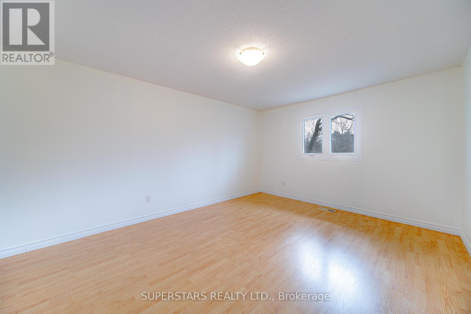 151 Old Surrey Lane, Richmond Hill, Ontario  L4C 6R9 - Photo 23 - N12047244