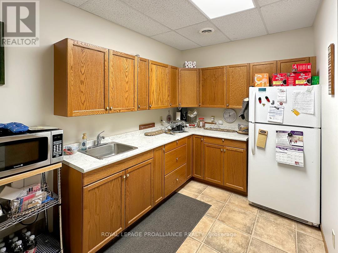 91 St.lawrence Street E, Madoc, Ontario  K0K 2K0 - Photo 23 - X12047367
