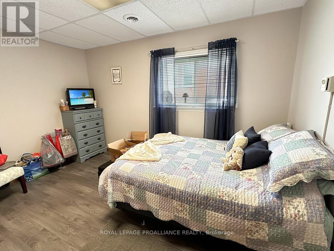 91 St.lawrence Street E, Madoc, Ontario  K0K 2K0 - Photo 29 - X12047367