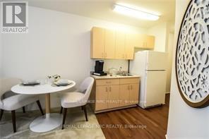 B - 3900 Portage Road, Niagara Falls (Church's Lane), Ontario  L2J 4L8 - Photo 21 - X12047437