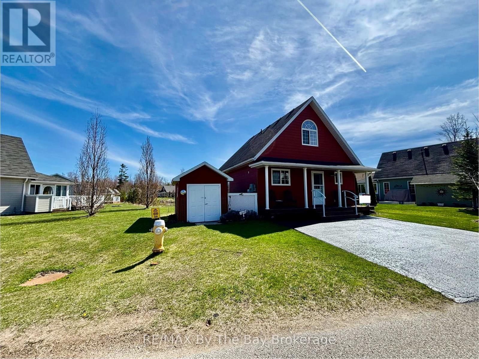 11 Temagami Trail, Wasaga Beach, Ontario  L9Z 1X7 - Photo 1 - S12003650