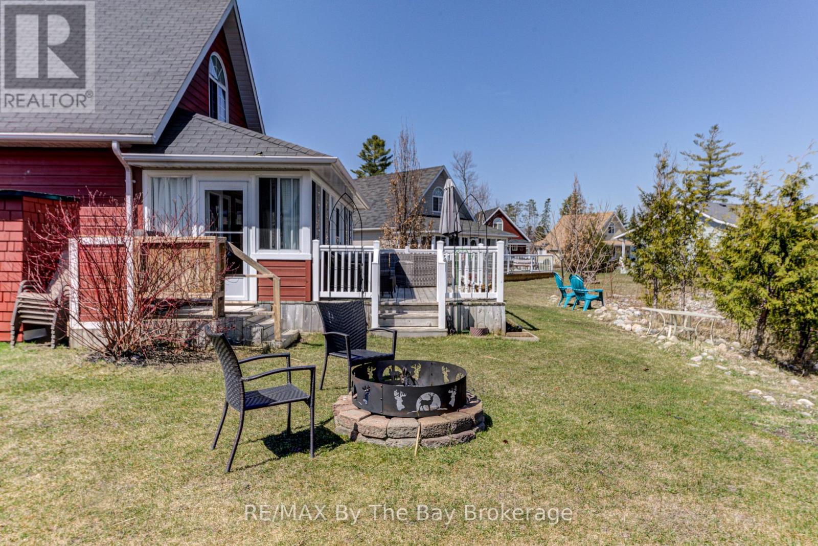 11 Temagami Trail, Wasaga Beach, Ontario  L9Z 1X7 - Photo 36 - S12003650