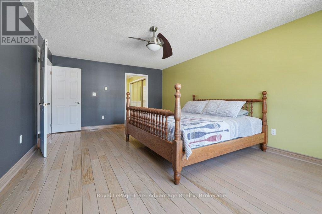 54 Waubeek Street, Parry Sound, Ontario  P2A 1C3 - Photo 26 - X12047449