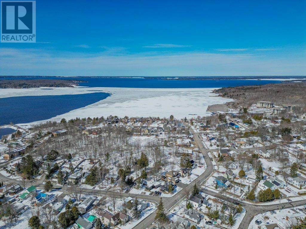 54 Waubeek Street, Parry Sound, Ontario  P2A 1C3 - Photo 43 - X12047449