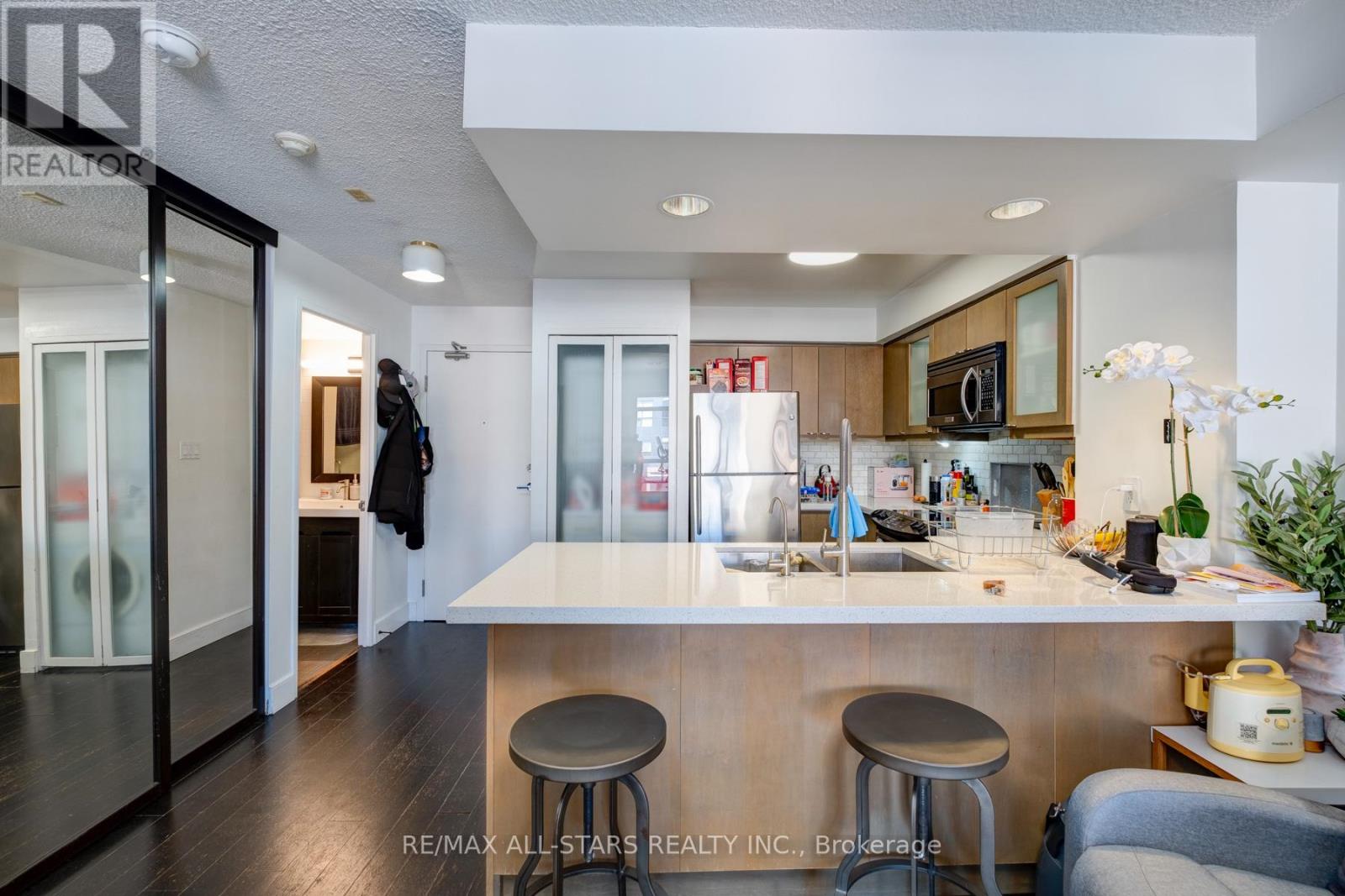 816 - 801 King Street W, Toronto, Ontario  M5V 3C9 - Photo 9 - C12047396