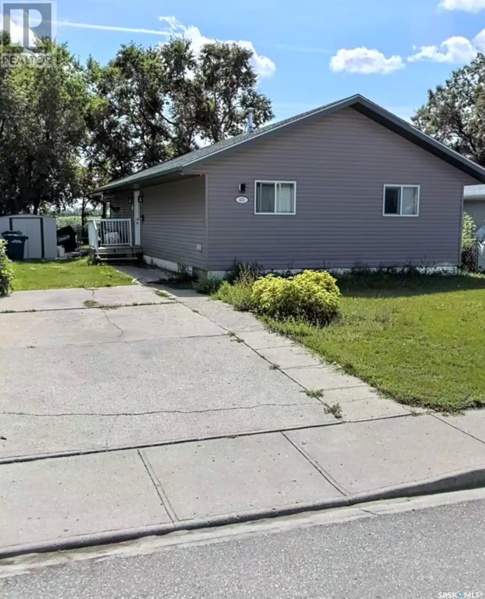 Property at 431 Vaughan STREET W image 1