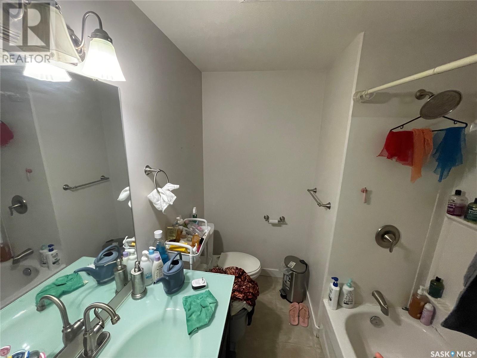 431 Vaughan Street W, Moose Jaw, Saskatchewan  S6H 5N1 - Photo 8 - SK999913
