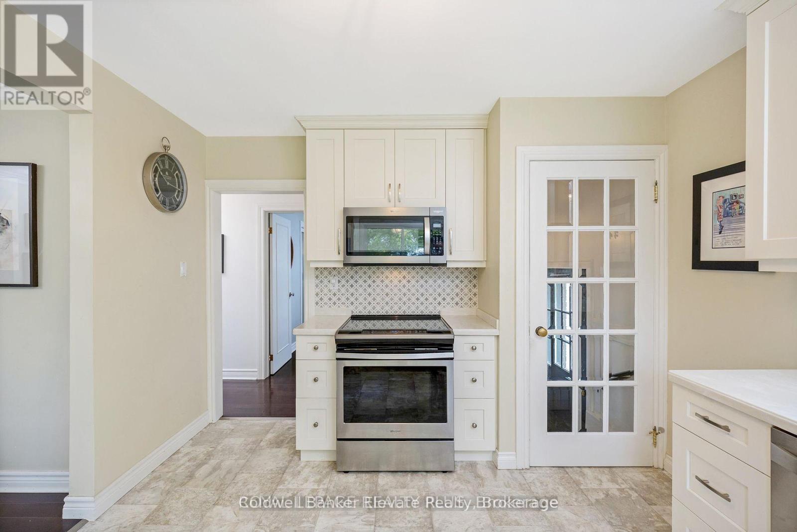 25 Caroline Street, Halton Hills, Ontario  L7G 2J5 - Photo 17 - W11932253