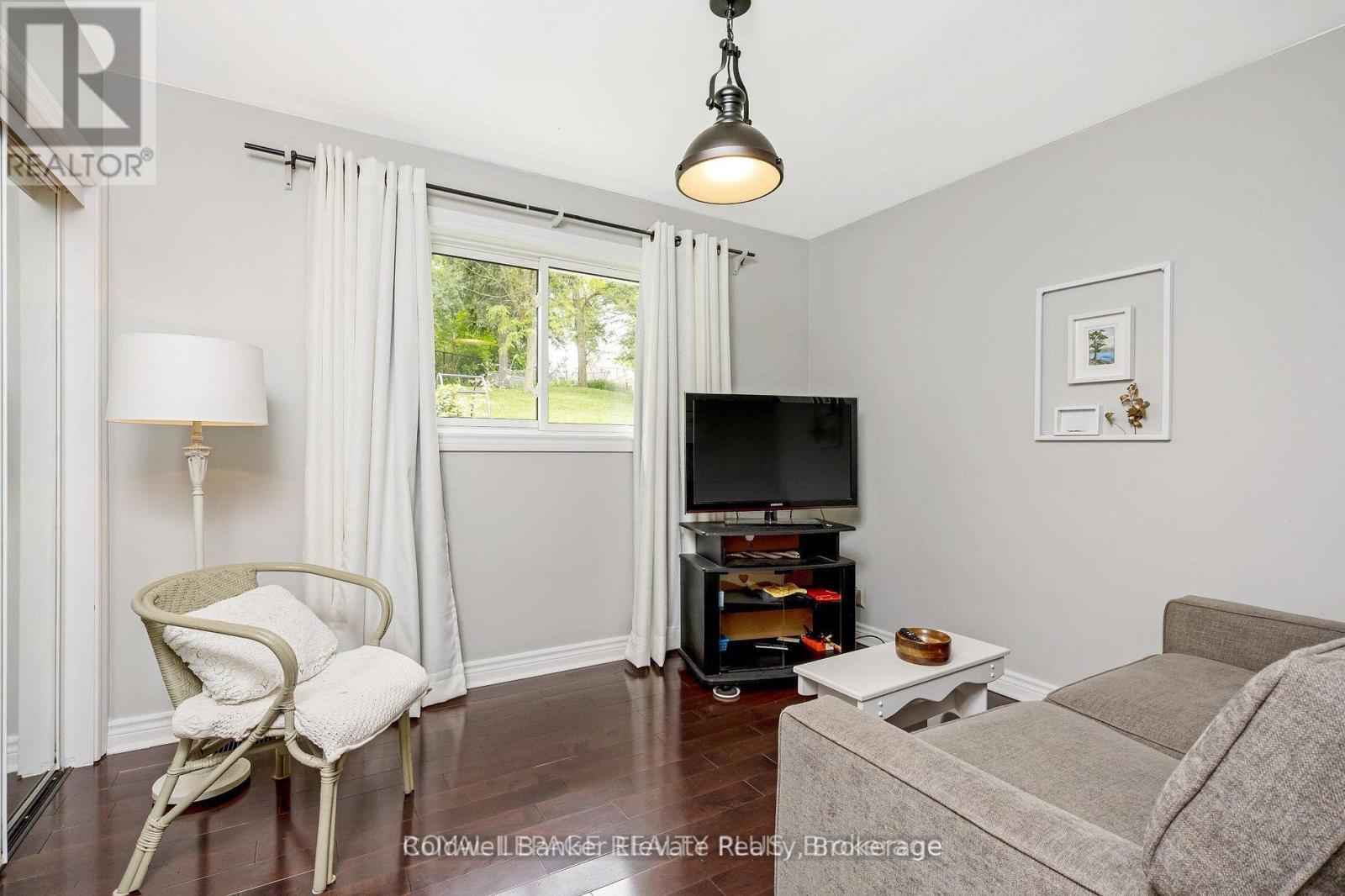 25 Caroline Street, Halton Hills, Ontario  L7G 2J5 - Photo 20 - W11932253