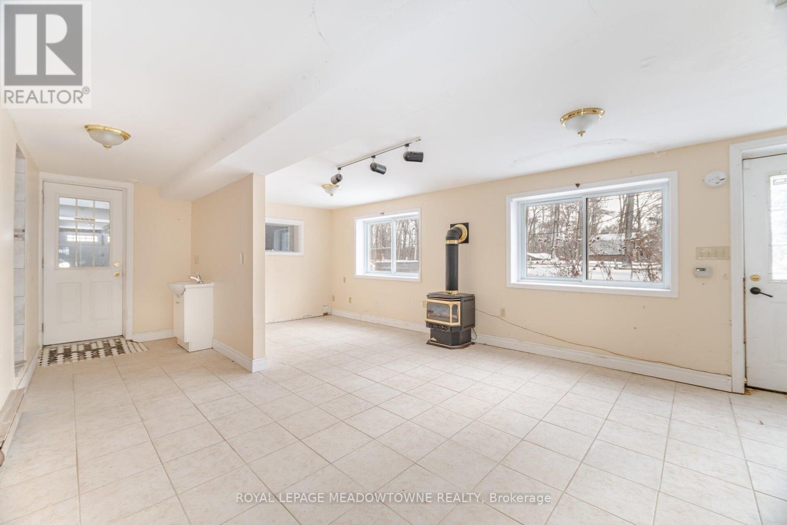 11255 Regional Road 25 Road, Halton Hills, Ontario  L7J 2M1 - Photo 33 - W12047424