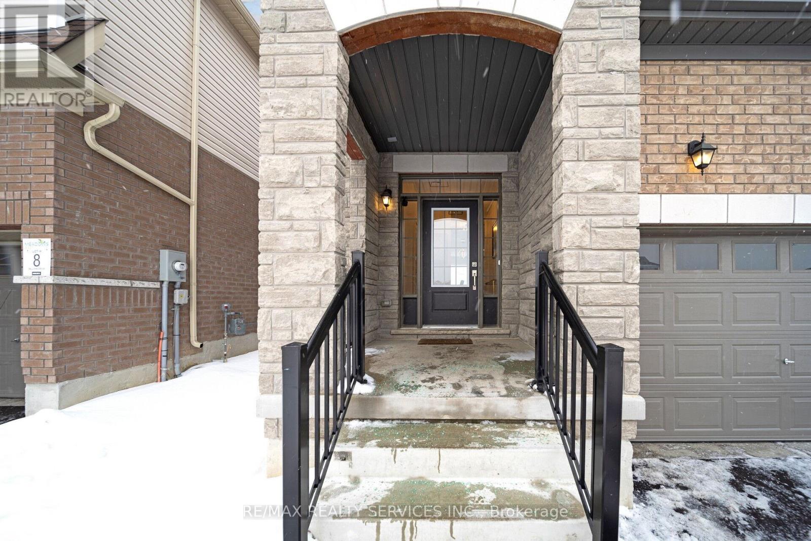 Property at 52 LUMB DRIVE image 4
