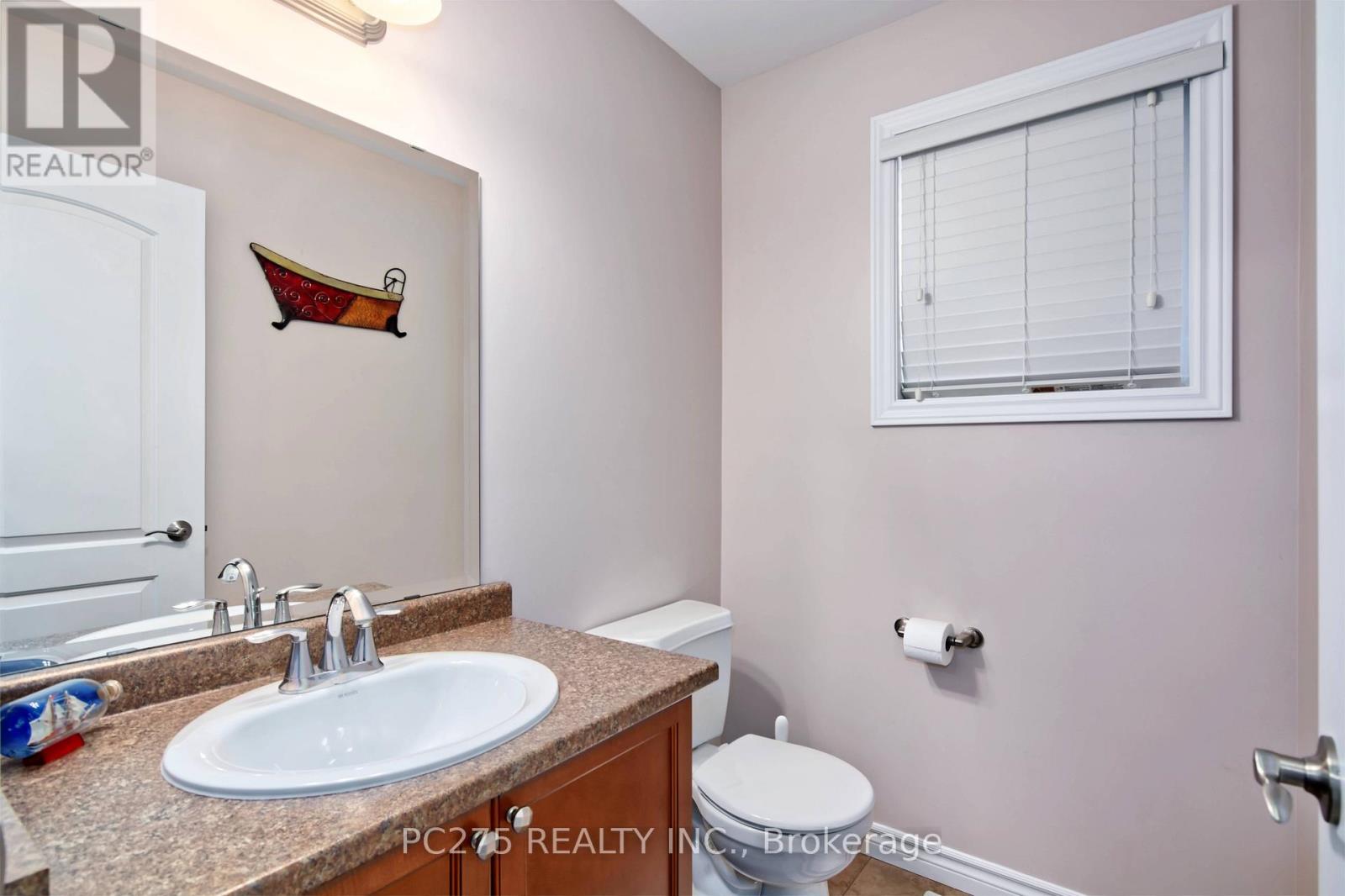 Photo 11 of 30 for 951 Grenfell Drive