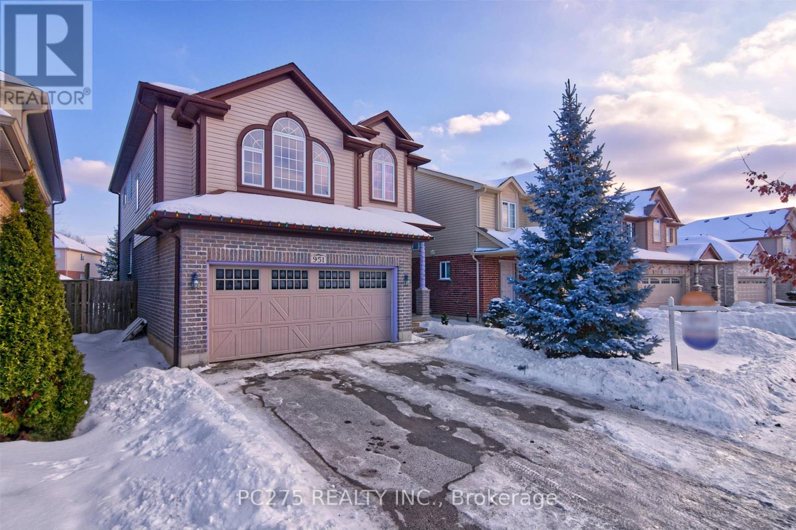 Photo 2 of 30 for 951 Grenfell Drive