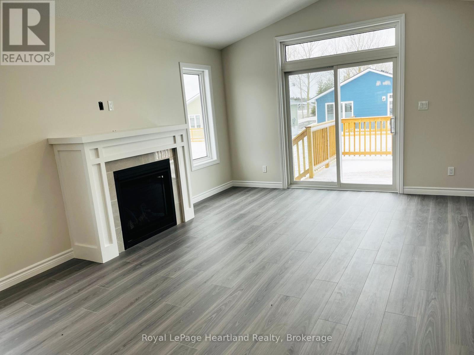 11 Lookout Lane N, Ashfield-Colborne-Wawanosh, Ontario  N7A 0C1 - Photo 4 - X12047532