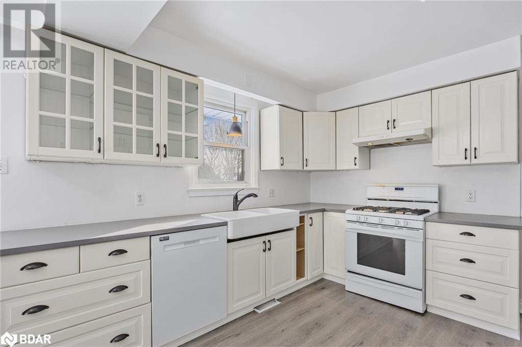 239 Warnica Road, Barrie, Ontario  L4N 3Z2 - Photo 9 - 40711316