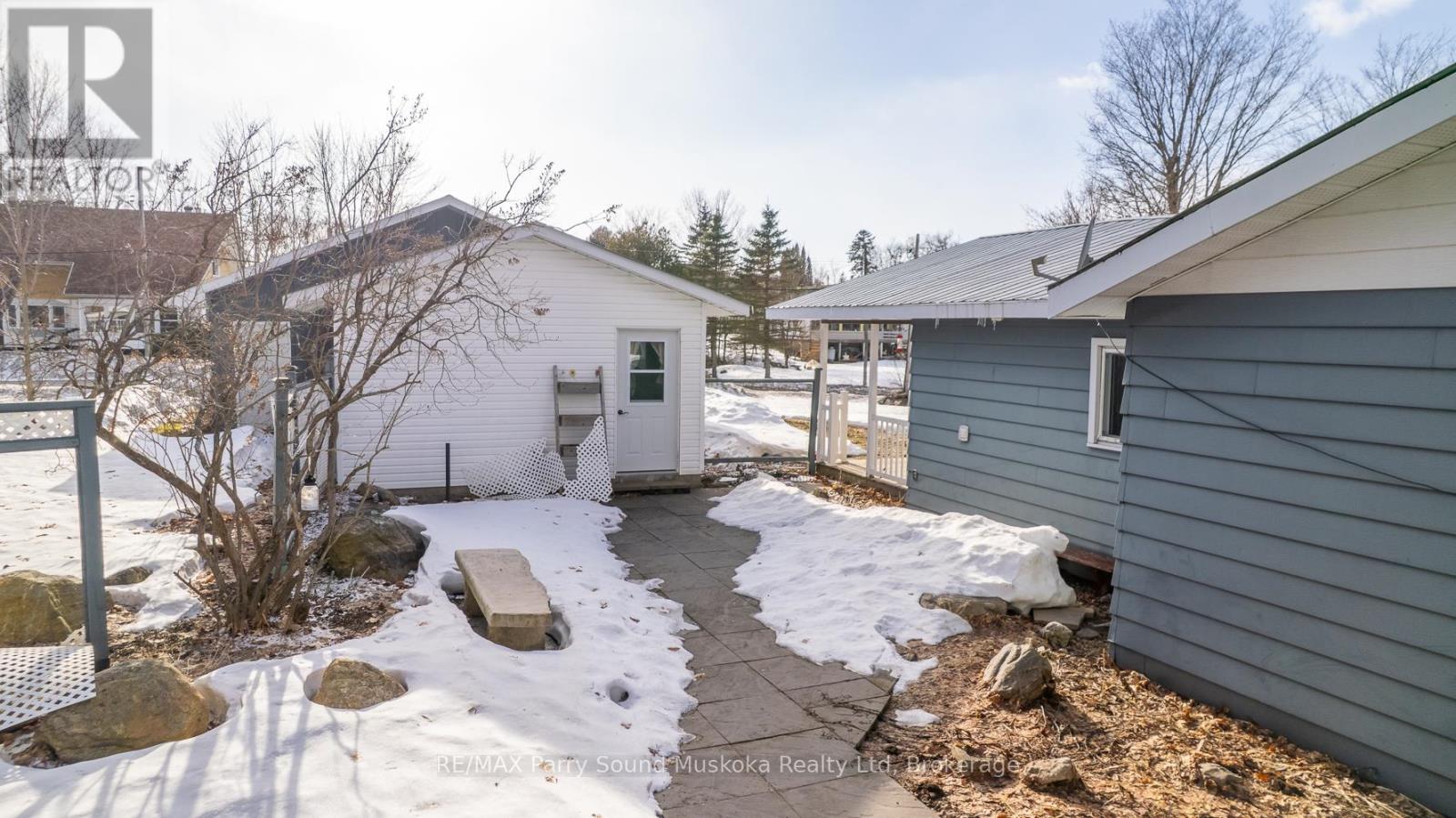 61 Stewart Street, Georgian Bay, Ontario  P0C 1H0 - Photo 42 - X12047134