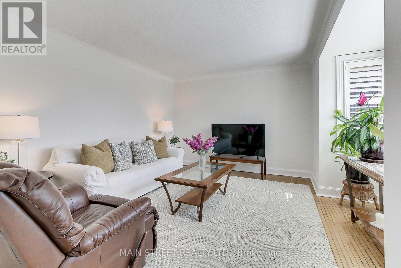 Property at 14 DEEVALE ROAD image 3