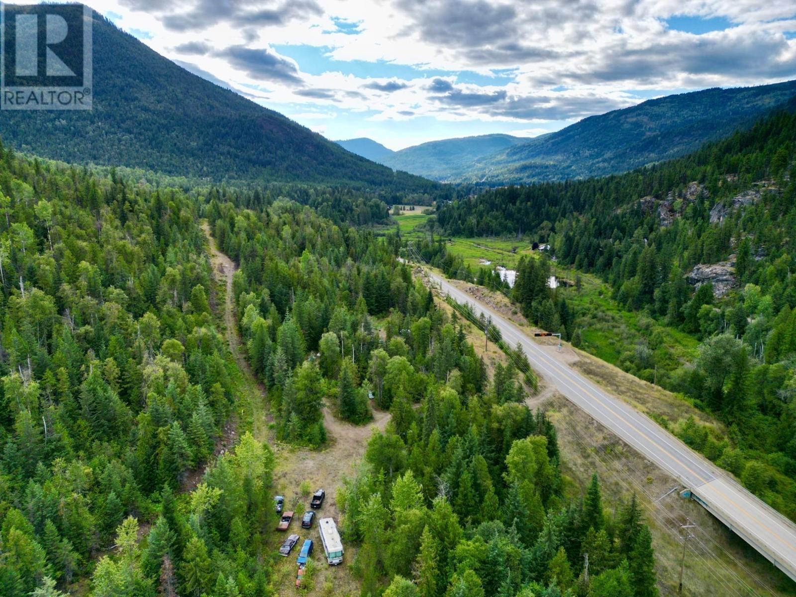 5105 3 Highway, Meadows, British Columbia  V0G 1Z0 - Photo 1 - 10340017