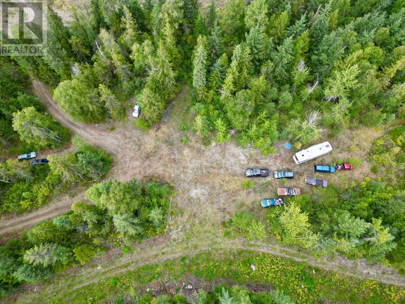 5105 3 Highway, Salmo, British Columbia  V0G 1Z0 - Photo 7 - 10340017