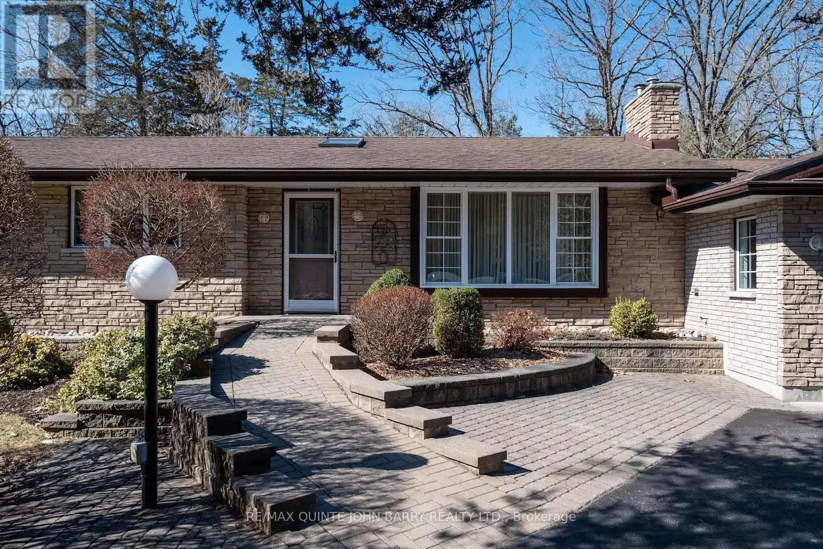 1385 Glen Miller Road, Quinte West, Ontario  K0K 2C0 - Photo 3 - X12047613