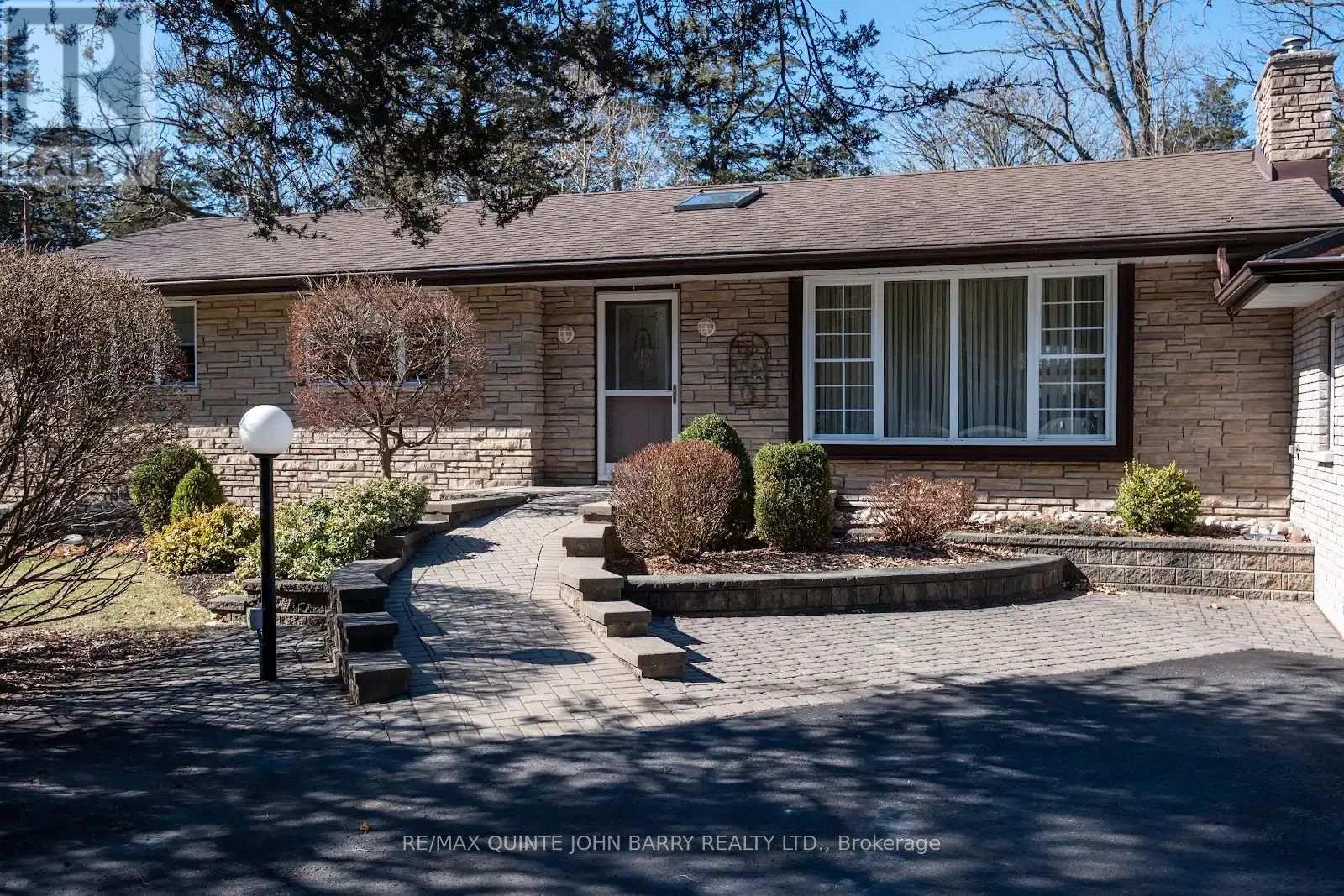 1385 Glen Miller Road, Quinte West, Ontario  K0K 2C0 - Photo 4 - X12047613