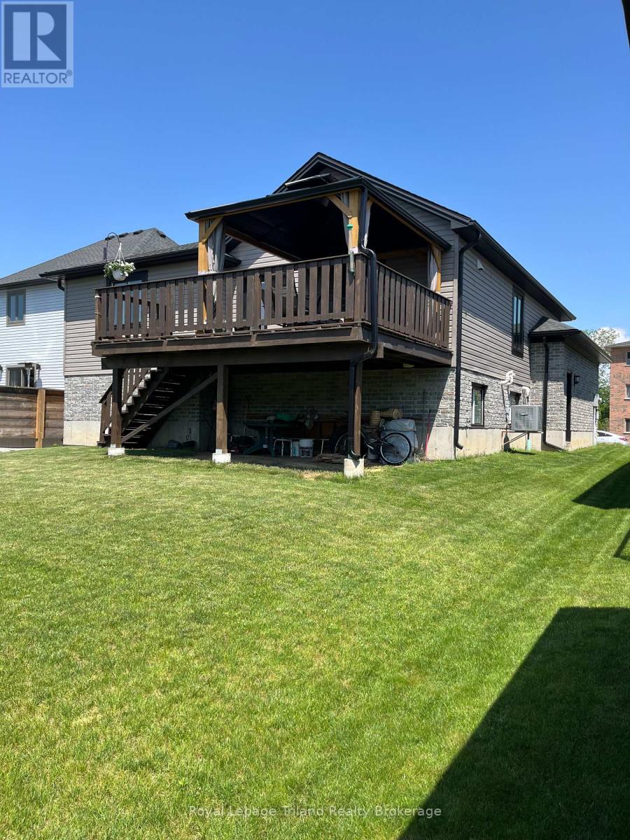 62 Brown Street, Aylmer, Ontario  N5H 3G6 - Photo 22 - X12047060