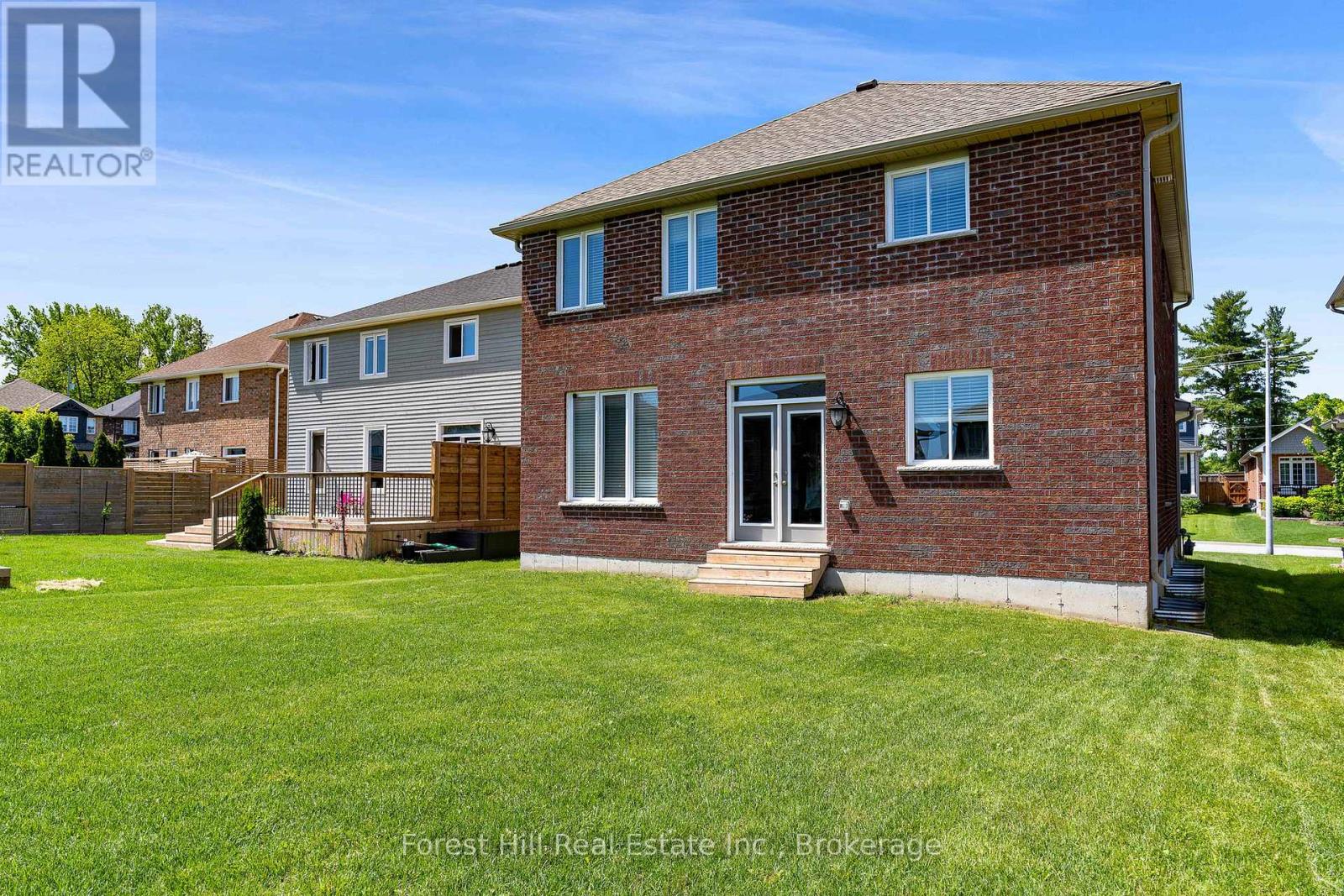 Property at 74 LOCKERBIE CRESCENT image 4