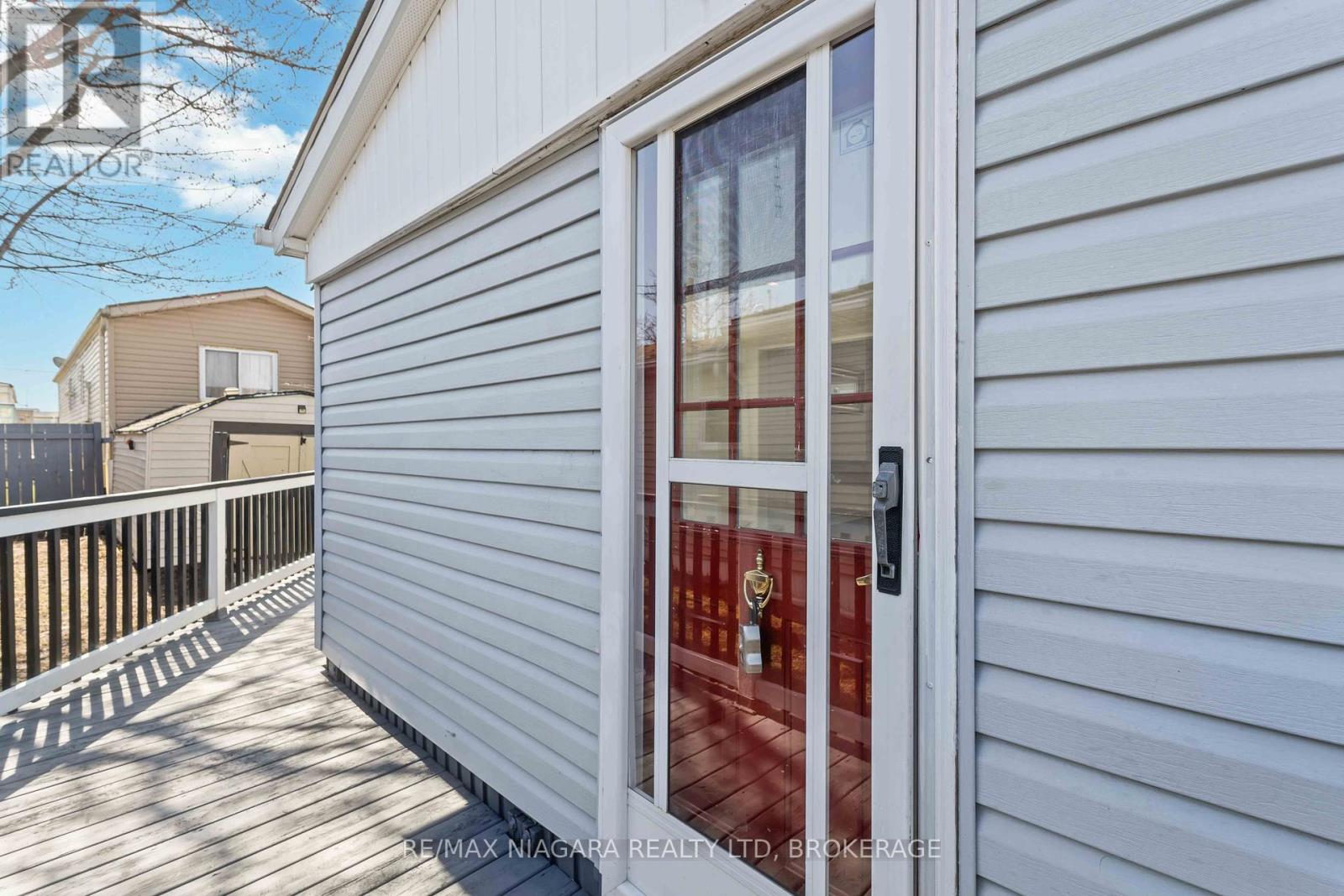 21 - 2175 Mewburn Road, Niagara Falls, Ontario  L2E 6S4 - Photo 4 - X12047624