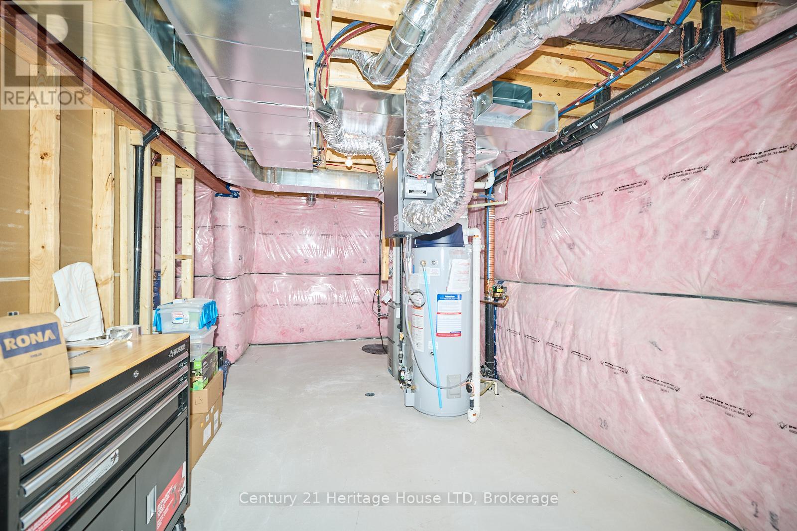 891 Burwell Street, Fort Erie, Ontario  L2A 0E9 - Photo 27 - X12047632