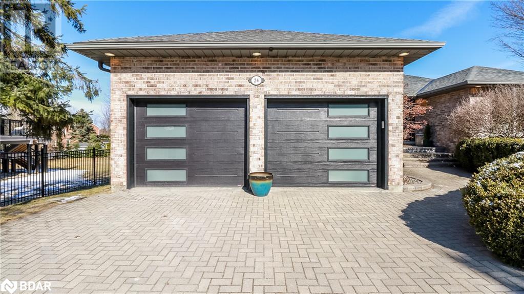 24 Eder Trail, Springwater, Ontario  L0L 1Y3 - Photo 3 - 40709752