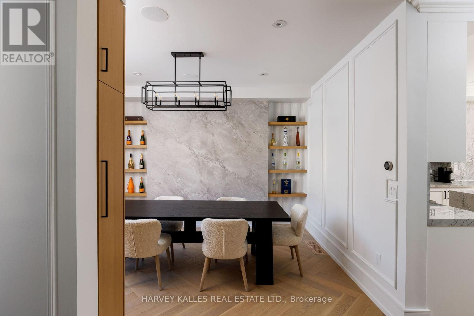 Property at 233 MACPHERSON AVENUE image 5