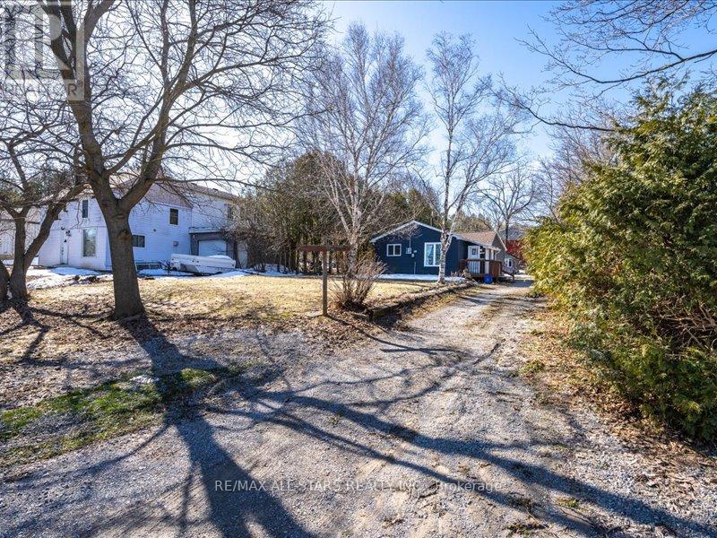 Property at 489 BAY STREET image 2