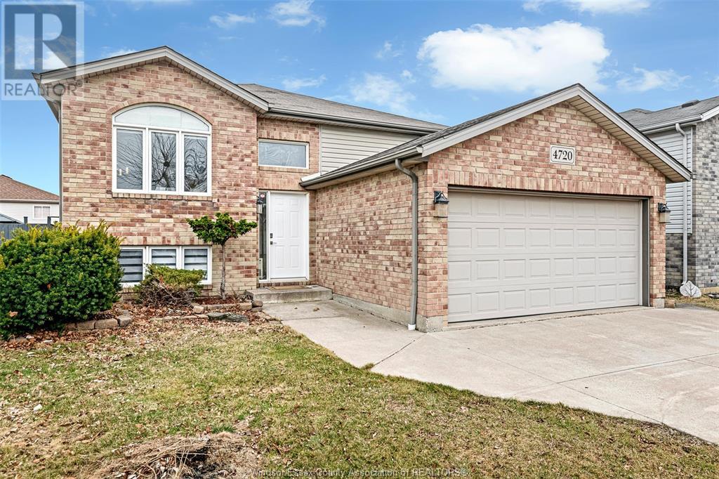 Property at 4720 WHITEFISH CRESCENT image 2
