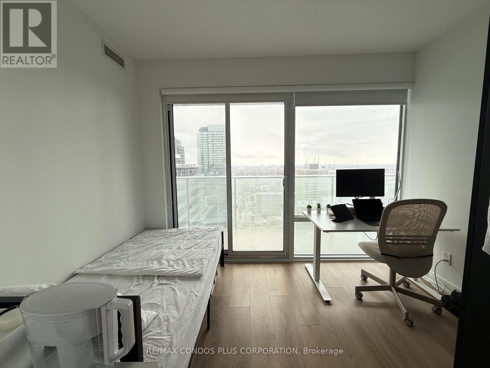 3512 - 501 Yonge Street, Toronto, Ontario  M4Y 1Y4 - Photo 3 - C12023112