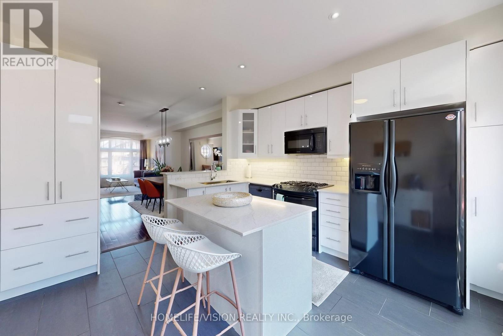 89 Ruby Lang Lane, Toronto (Mimico), Ontario  M8Z 0B8 - Photo 12 - W12047492