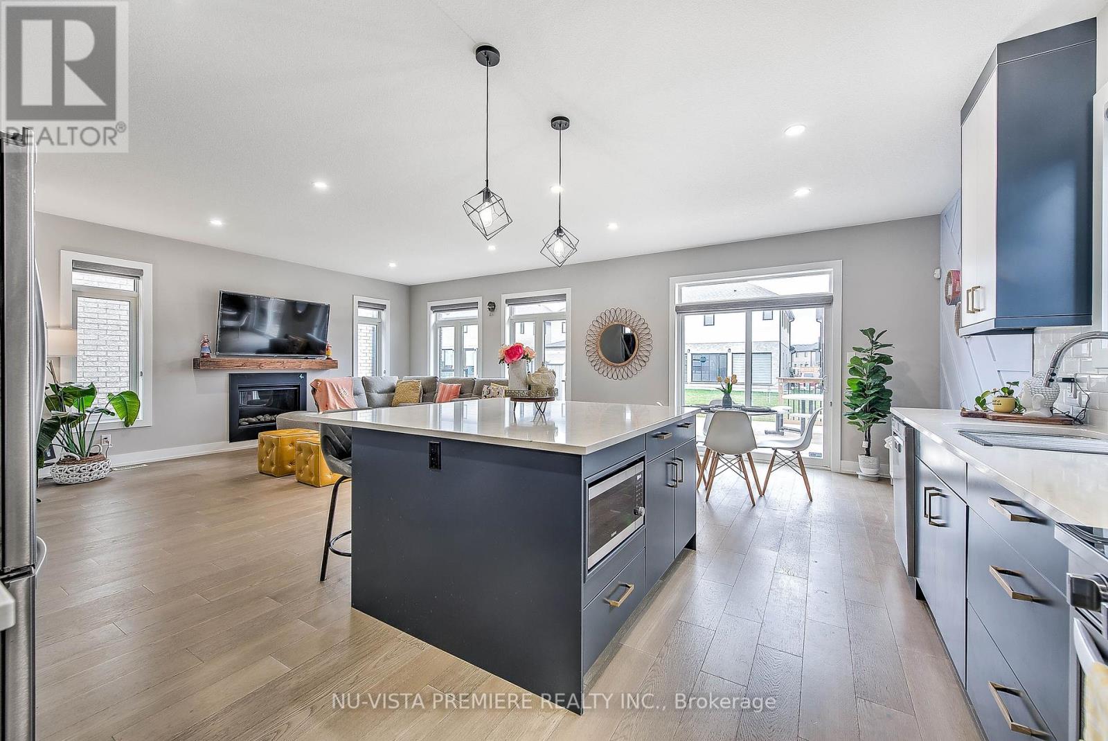 Photo 14 of 50 for 1472 Medway Park Drive