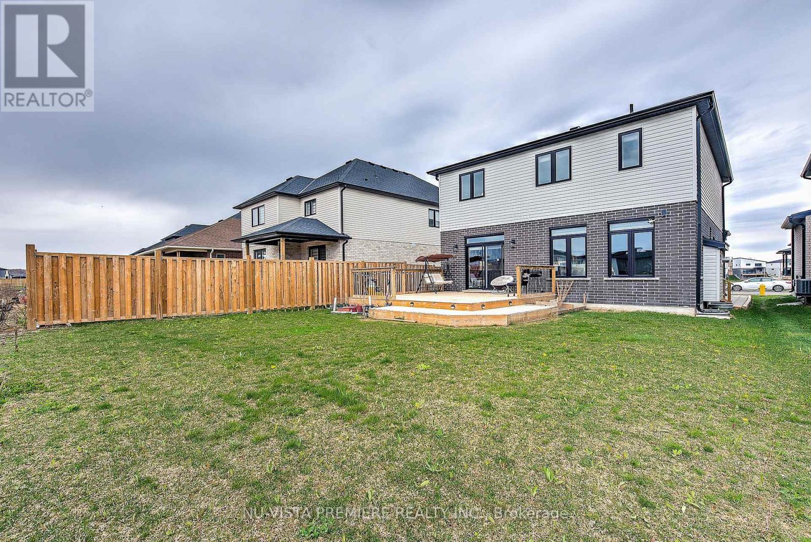 Photo 41 of 50 for 1472 Medway Park Drive