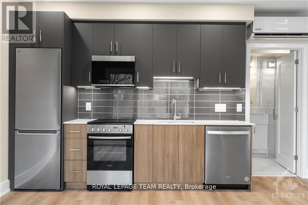 3 - 528 Maclaren Street, Ottawa, Ontario  K1R 5K7 - Photo 8 - X12047674