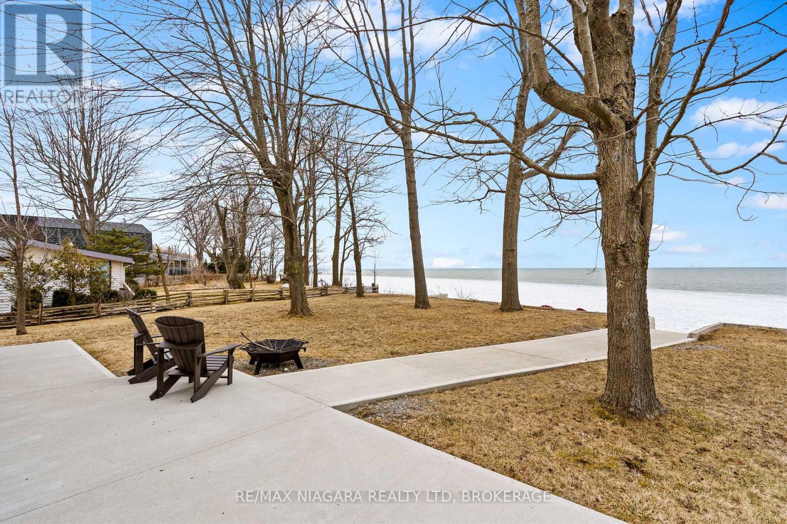 Property at 15 DERNER LINE image 2