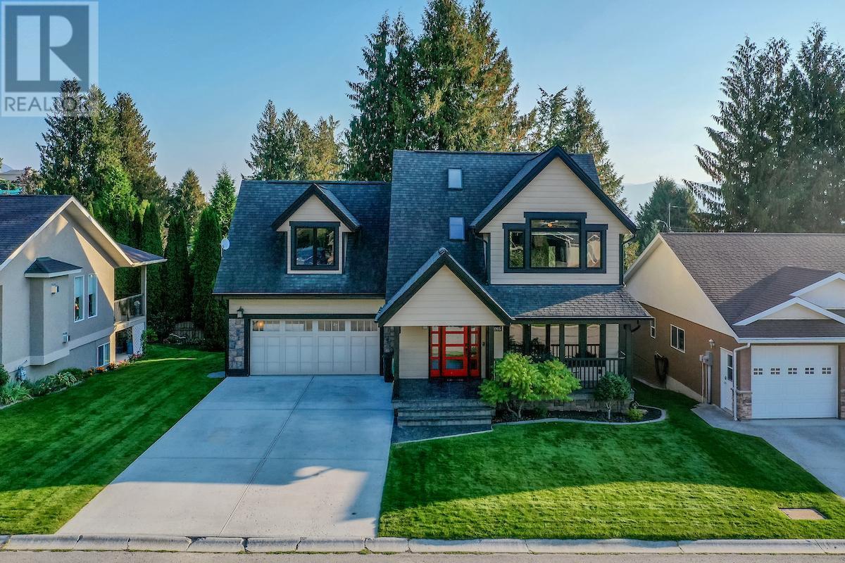 Creston House for sale:  4 bedroom 2,744 sq.ft. (Listed 2025-03-31)