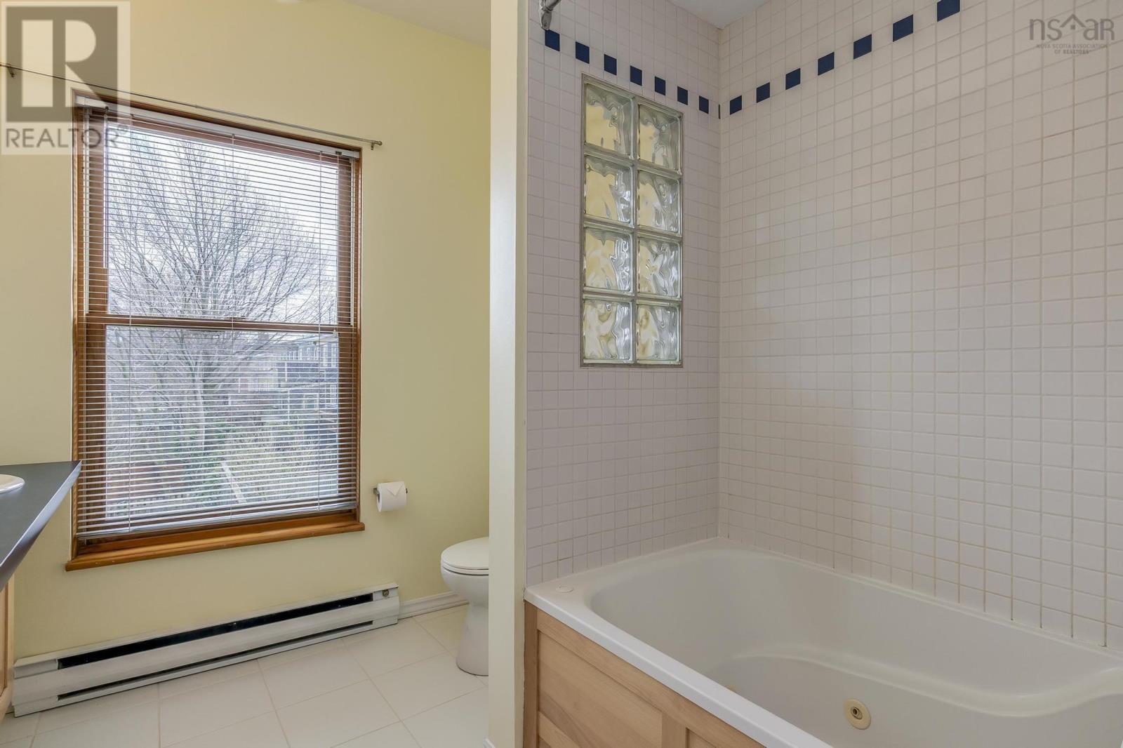 5658 Nora Bernard Street, Halifax, Nova Scotia  B3K 1B5 - Photo 26 - 202506121