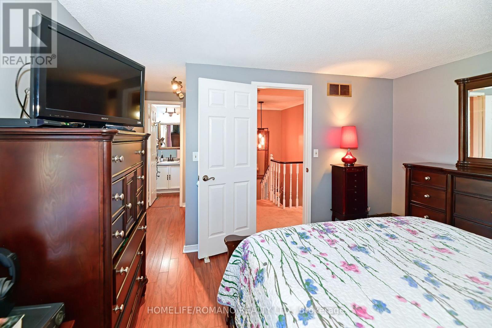 1509 Connery Crescent, Oshawa, Ontario  L1J 8E6 - Photo 12 - E12047701