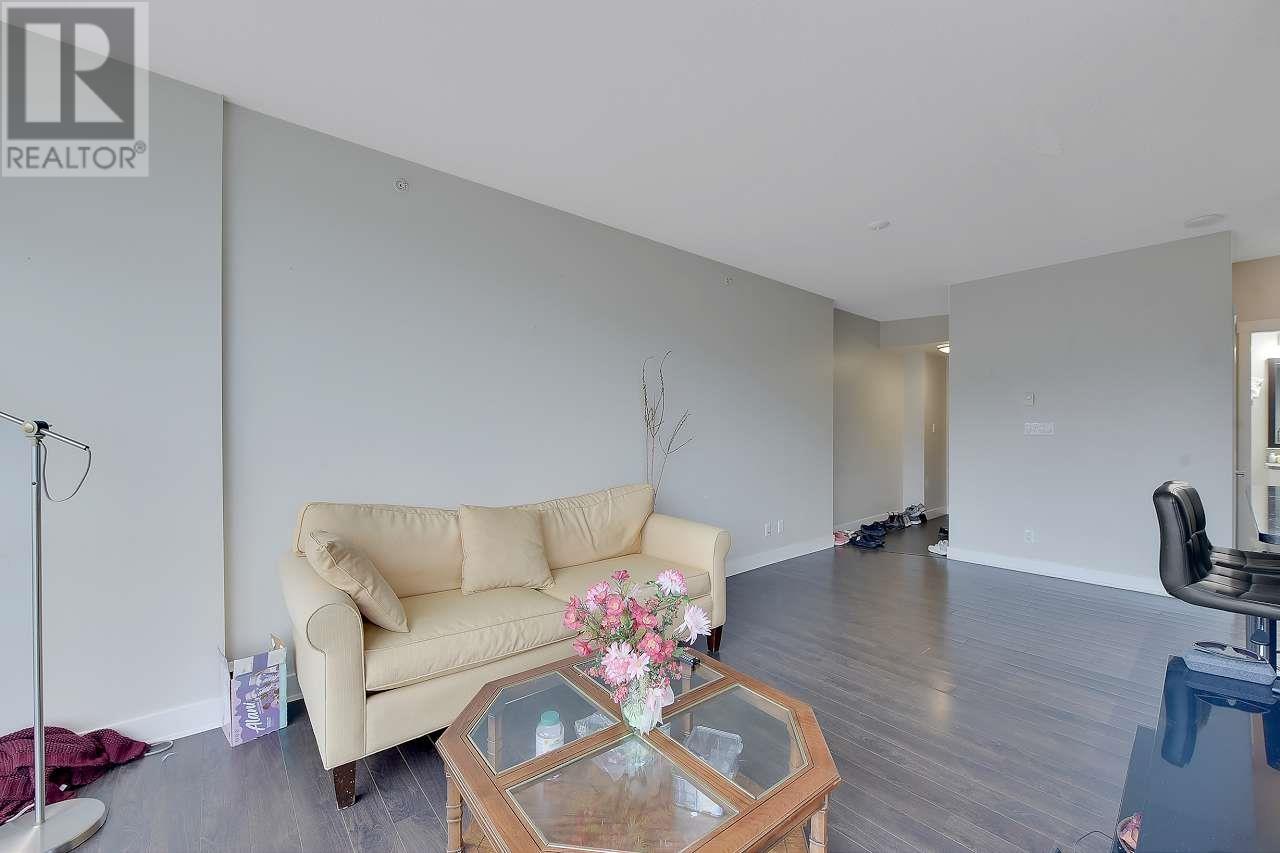 2303 2968 Glen Drive, Coquitlam, British Columbia  V3B 0C4 - Photo 2 - R2982800