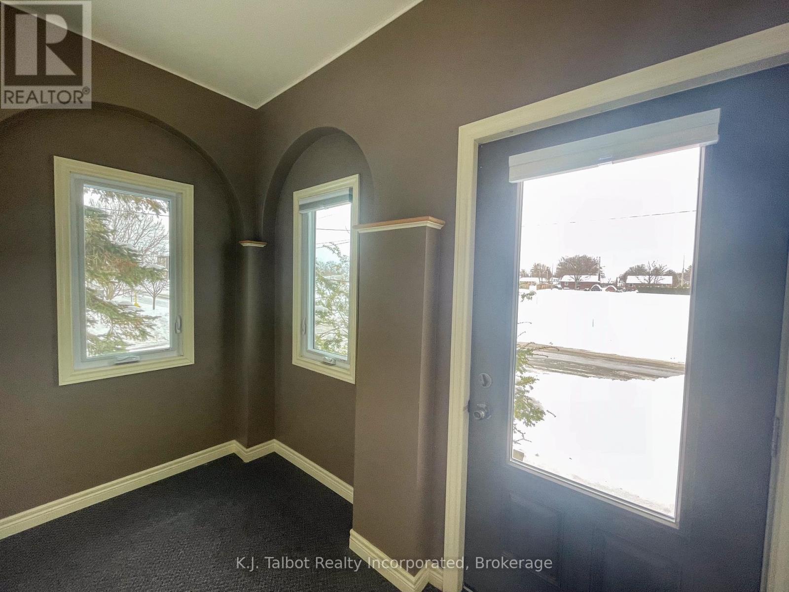 178 Gibbons Street, Goderich, Ontario  N7A 3J6 - Photo 2 - X11965846