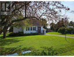 886 16TH STREET W, Georgian Bluffs, Ontario