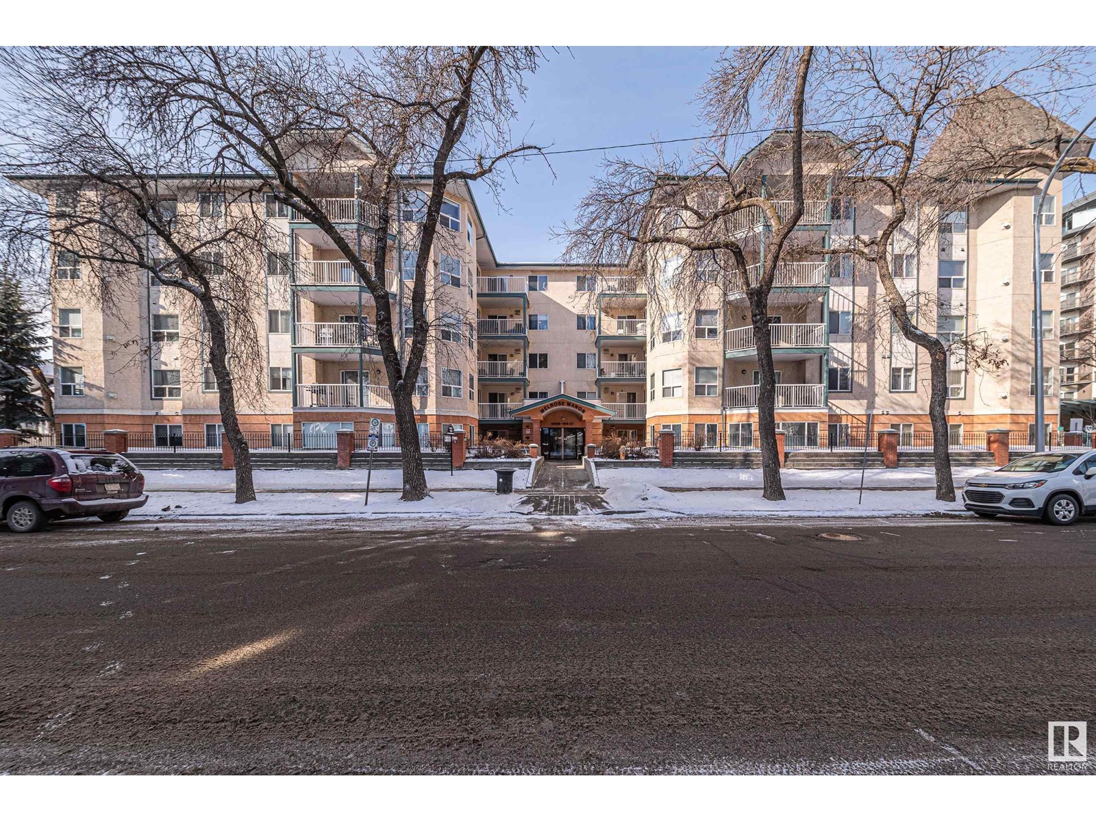 #413 9938 104 St Nw, Edmonton, Alberta  T5K 2X7 - Photo 1 - E4427966