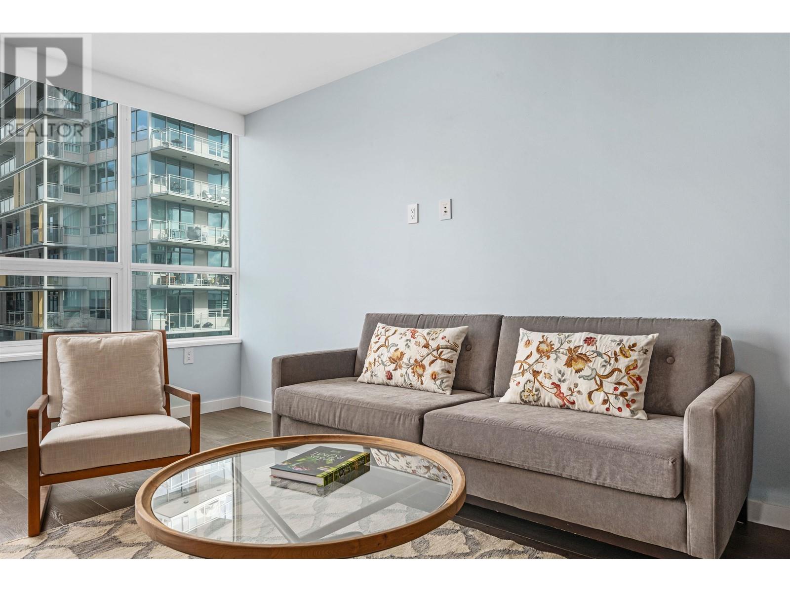 901 112 E 13 Street, North Vancouver, British Columbia  V7L 0E4 - Photo 4 - R2981181